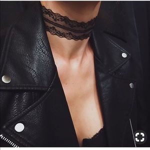 FREE W PURCHASE! Set of 3 Lace Chokers